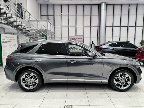 2021 Genesis GV70 I, серый, 4850000 рублей - вид 3