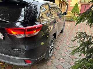 2019 Toyota Highlander III (XU50) Рестайлинг, чёрный, 3250000 рублей, вид 5