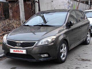 2011 Kia Ceed I Рестайлинг, серый, 750000 рублей, вид 3