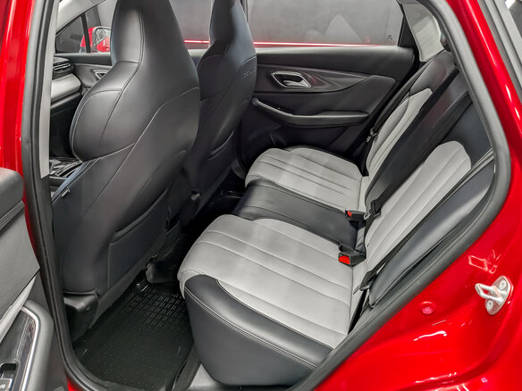 2023 BAIC U5 Plus, красный, 675000 рублей - вид 11