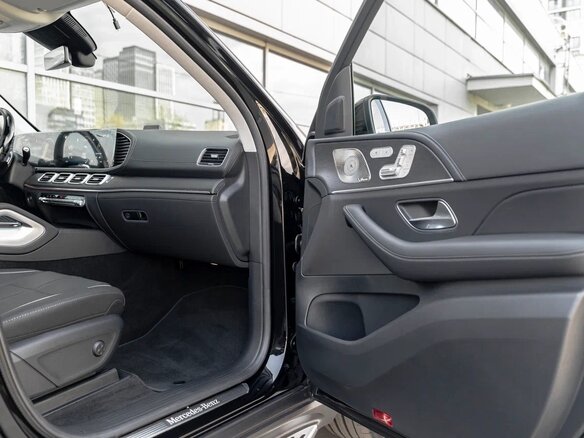2025 Mercedes-Benz GLE 450 II (V167) Рестайлинг, чёрный, 13890000 рублей - вид 21