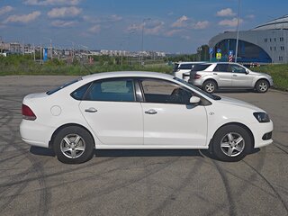 2013 Volkswagen Polo V, белый, 550000 рублей, вид 4