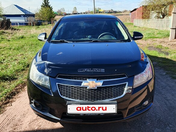 2010 Chevrolet Cruze I, чёрный, 590000 рублей - вид 2