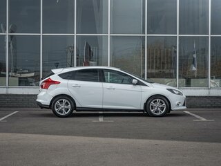 2013 Ford Focus III, белый, 690000 рублей, вид 5