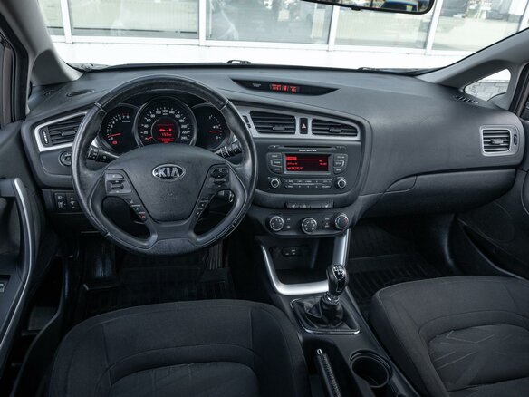 2015 Kia Ceed II, коричневый, 1190000 рублей - вид 6