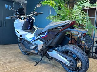 2026 Honda X-ADV, белый, 1950000 рублей, вид 4