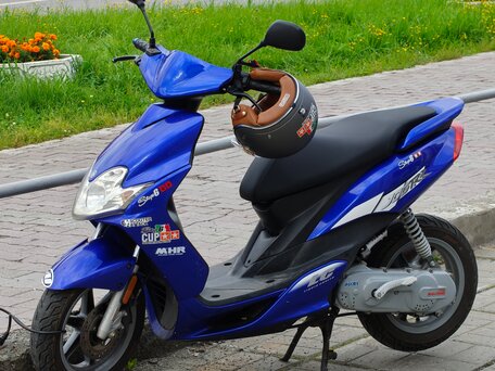 2010 Yamaha Jog, синий, 260000 рублей, вид 2