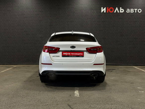 2015 Kia Optima III Рестайлинг, белый, 1600000 рублей - вид 5