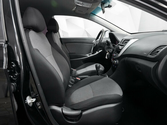 2012 Hyundai Solaris I, чёрный, 671000 рублей - вид 10