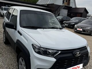 2023 Lada (ВАЗ) Niva Travel I, белый, 855000 рублей, вид 2