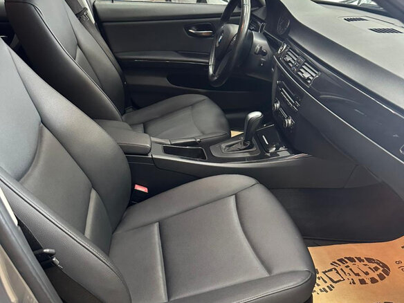 2010 BMW 3 серии 325i V (E90/E91/E92/E93) Рестайлинг, серый - вид 10