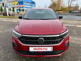 2021 Volkswagen Polo VI, красный, 1950000 рублей, вид 2