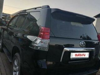 2010 Toyota Land Cruiser Prado 150 Series, чёрный, 2850000 рублей, вид 3
