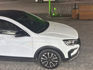 2024 Lada (ВАЗ) Vesta Cross I Рестайлинг (NG), белый, 1350000 рублей, вид 3