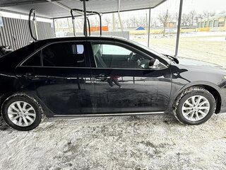 2013 Toyota Camry VII (XV50), чёрный, 1300000 рублей, вид 2