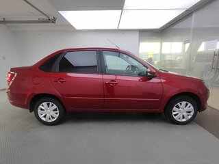 2026 Lada (ВАЗ) Granta I Рестайлинг, красный, 999000 рублей, вид 4