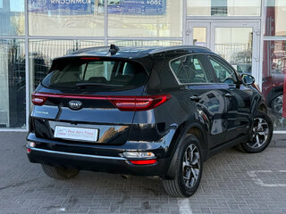 2018 Kia Sportage IV Рестайлинг, чёрный, 1969000 рублей, вид 2