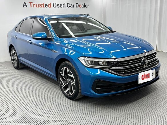 2023 Volkswagen Sagitar III Рестайлинг, синий, 1430000 рублей - вид 2