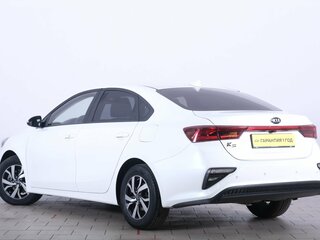 2020 Kia K3 II, белый, 1899000 рублей, вид 4