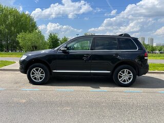 2008 Volkswagen Touareg I Рестайлинг, чёрный, 1300000 рублей, вид 4