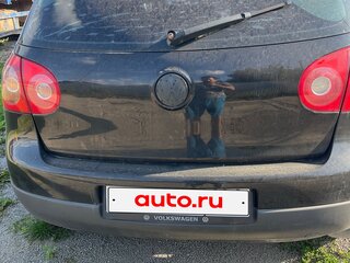 2004 Volkswagen Golf V, чёрный, 310000 рублей, вид 2