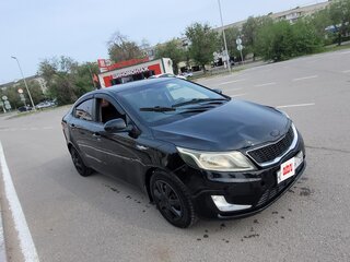 2013 Kia Rio 4-speed III, чёрный, 530000 рублей, вид 3