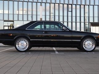1990 Mercedes-Benz S-Класс 560 II (W126) Рестайлинг, чёрный, 8500000 рублей, вид 4