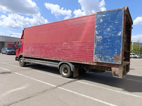 1999 Mercedes-Benz Atego, красный, 1700000 рублей, вид 3