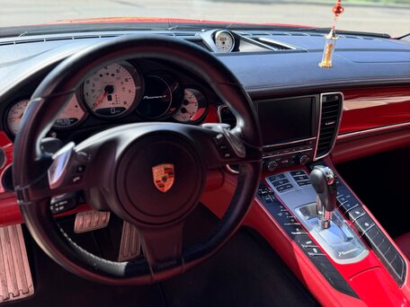 2015 Porsche Panamera 4 I Рестайлинг, красный, 3200000 рублей, вид 5