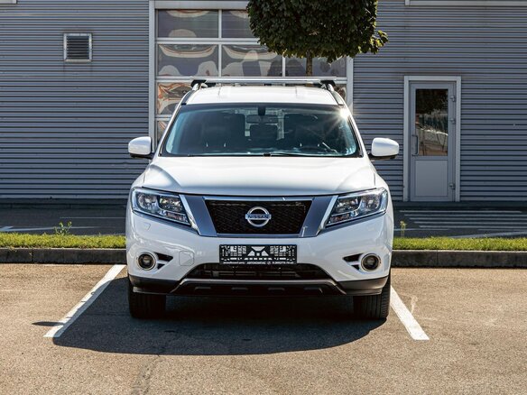 2015 Nissan Pathfinder IV, белый, 1275000 рублей - вид 1