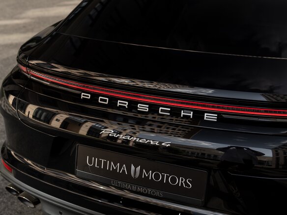 2026 Porsche Panamera 4 III, чёрный, 22000000 рублей - вид 10