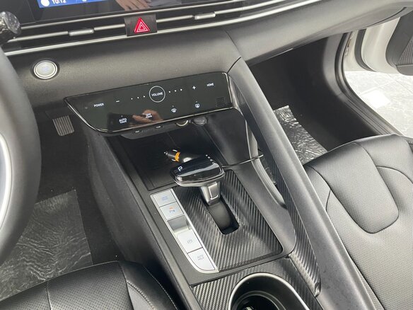 2022 Hyundai Elantra VII (CN7), белый, 1490000 рублей - вид 11