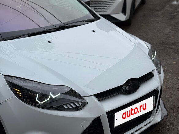 2012 Ford Focus III, белый - вид 5