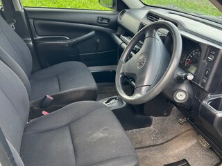 2015 Toyota Probox I Рестайлинг, серебристый, 850000 рублей, вид 4