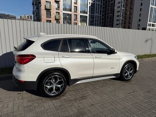 2017 BMW X1 18i sDrive II (F48), белый, 1990000 рублей, вид 3