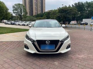 2020 Nissan Altima VI (L34), белый, 1440000 рублей, вид 1