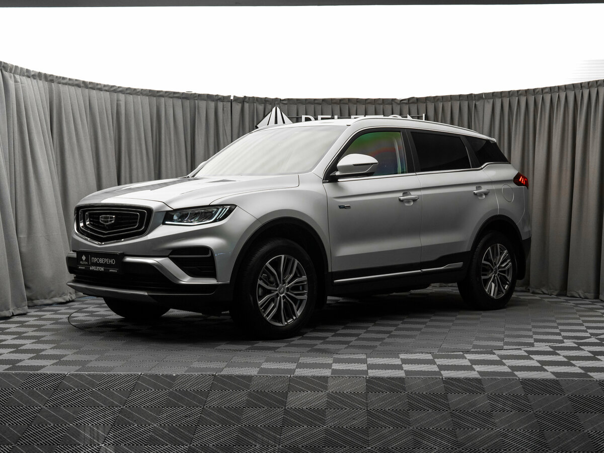 Открыть фотографии: Geely Atlas Pro