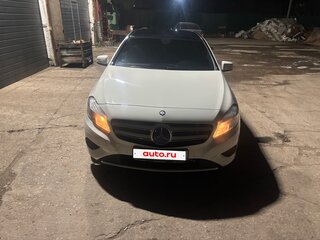 2014 Mercedes-Benz A-Класс 180 III (W176), белый, 1300000 рублей, вид 1