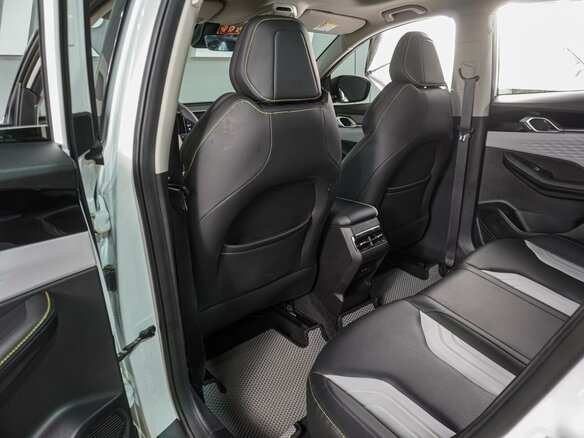 2024 Geely Coolray (Binyue Cool) I Рестайлинг, белый, 2049000 рублей - вид 10