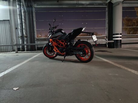 2021 KTM 390 Duke, оранжевый, 444000 рублей, вид 4