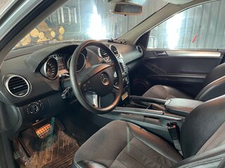 2005 Mercedes-Benz M-Класс 320 II (W164), серебристый, 1550000 рублей, вид 4