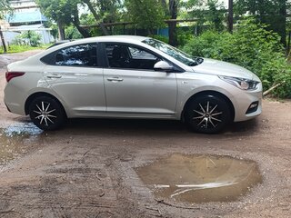2019 Hyundai Solaris II, бежевый, 1470000 рублей, вид 3
