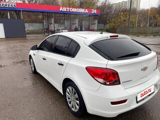 2012 Chevrolet Cruze I, белый, 550000 рублей, вид 2