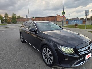 2017 Mercedes-Benz E-Класс All-Terrain 220 d V (W213, S213, C238), чёрный, 3100000 рублей, вид 1