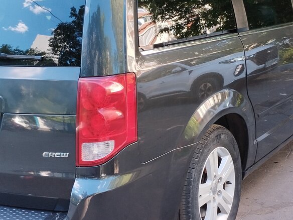 2011 Dodge Caravan Grand V, чёрный, 1750000 рублей - вид 2
