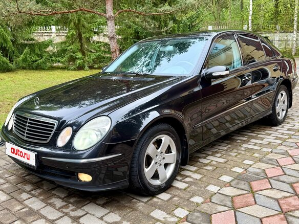 2004 Mercedes-Benz E-Класс 320 III (W211, S211), чёрный, 1400000 рублей