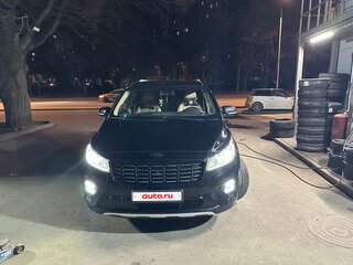 2019 Kia Carnival III, чёрный, 2950000 рублей, вид 3