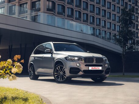 2018 BMW X5 M50d III (F15), серебристый, 4950000 рублей, вид 4