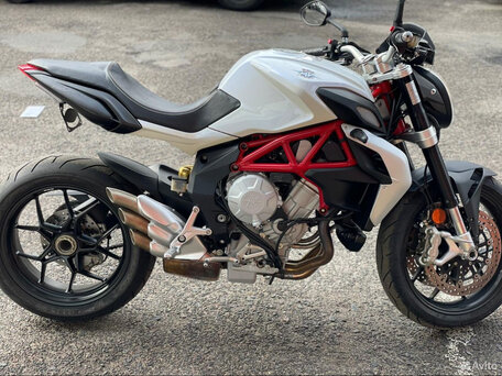2014 MV Agusta Brutale 800, белый, 650000 рублей, вид 3