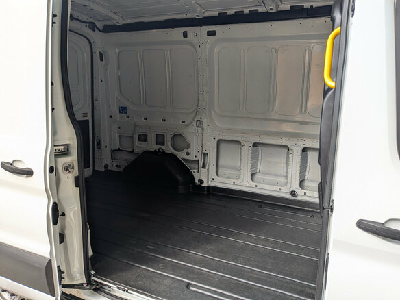 2021 Ford Transit, белый, 2590000 рублей - вид 16
